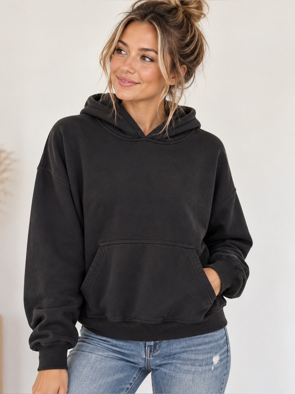 Fabletics Year Round Terry Hoodie Women’s L Black Relaxed Pullover Sweatshirt
